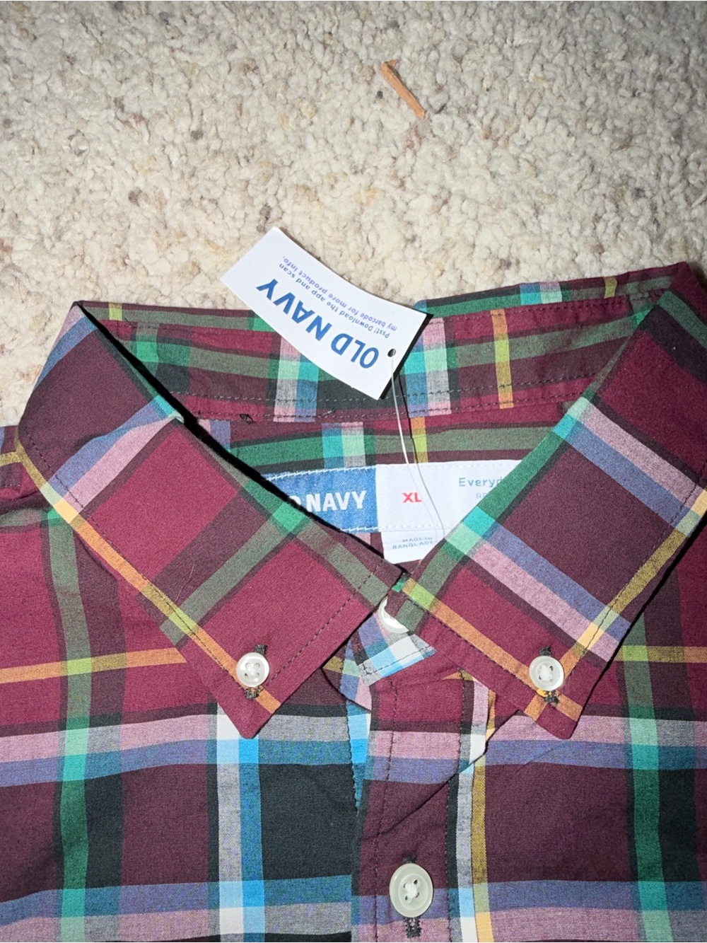 Old navy button up - Picture 2 of 2